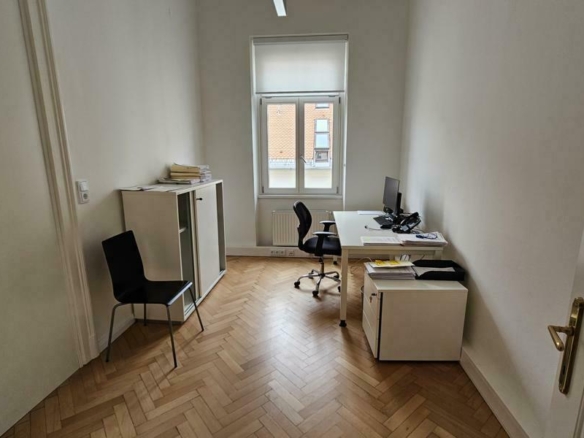 kleines Büro