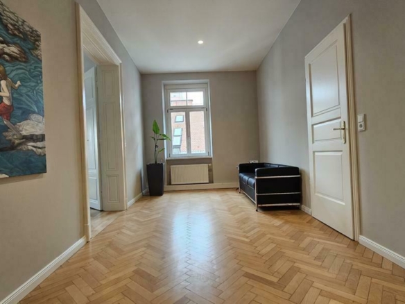 Wartebereich mit Lounge