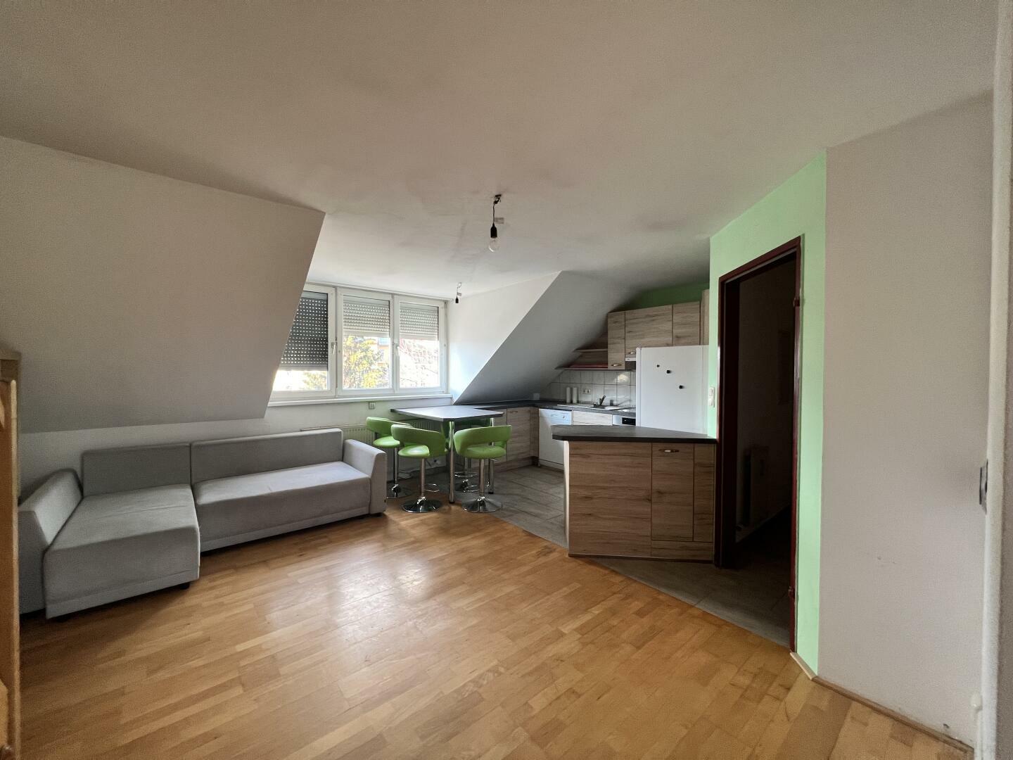 89024E7C-1526-47EA-B554-E21AB6645BCA