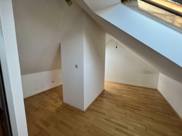 A86FADC1-932F-488F-A919-BD0F493F7BEC