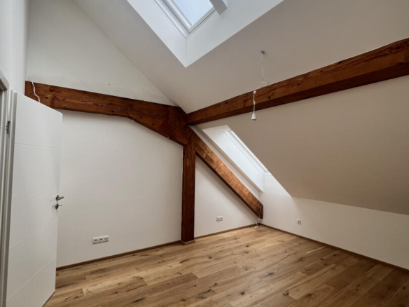 20240814_125319301_iOS