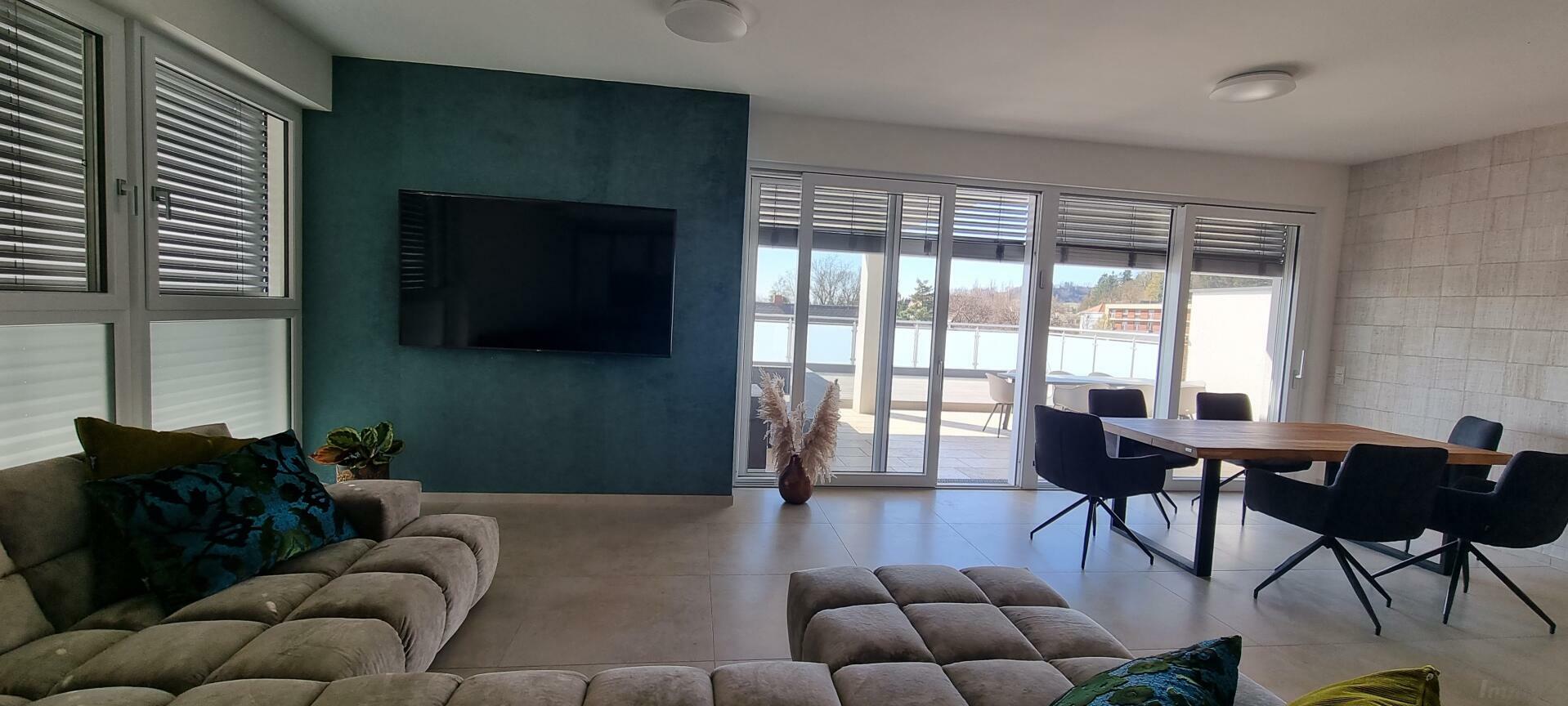 Gradnerstraße 4-Zi möbl. WZ 3