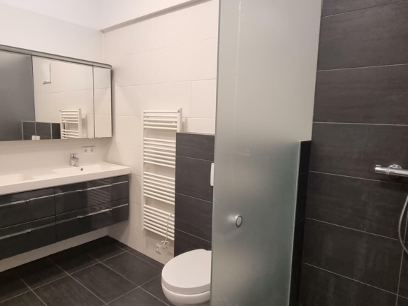 Gradnerstraße 4-Zi möbl. Bad 3