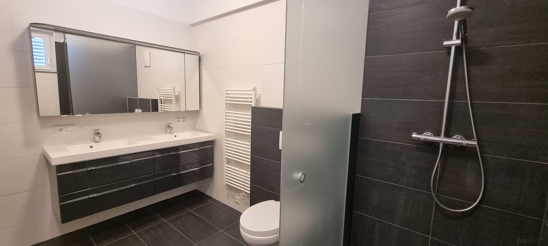 Gradnerstraße 4-Zi möbl. Bad 3