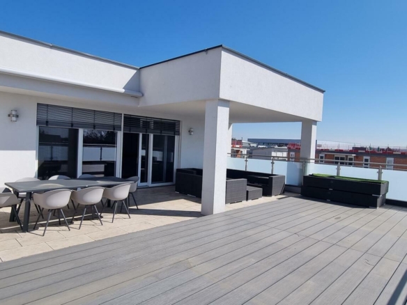 Gradnerstraße 4-Zi möbl. Dachterrasse Totale