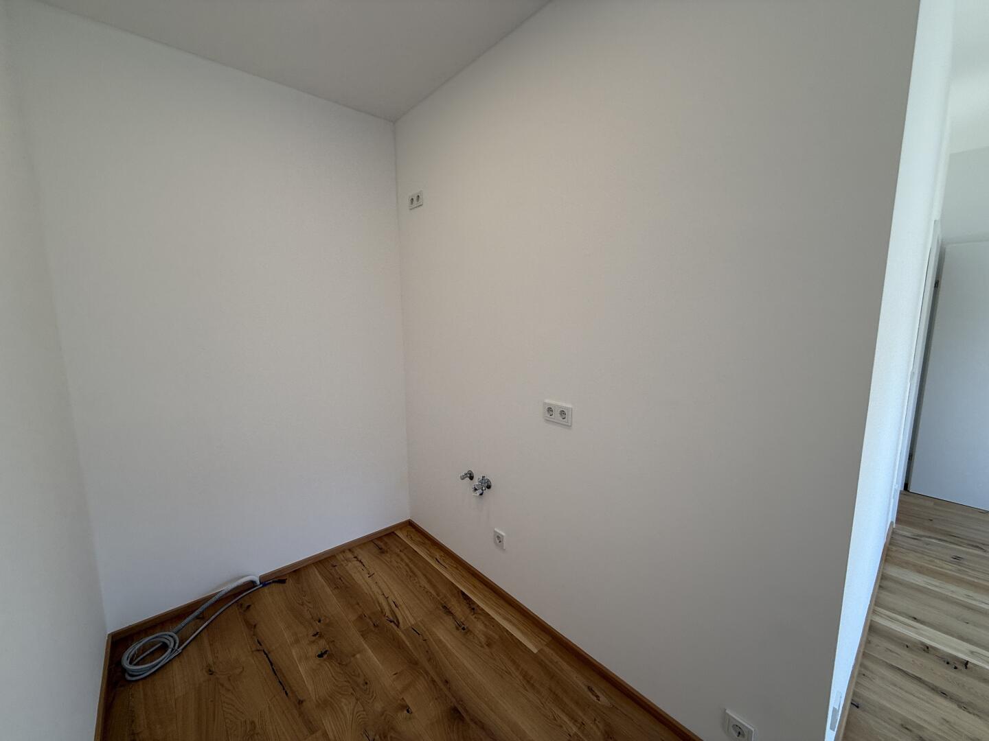 20250520_110024264_iOS