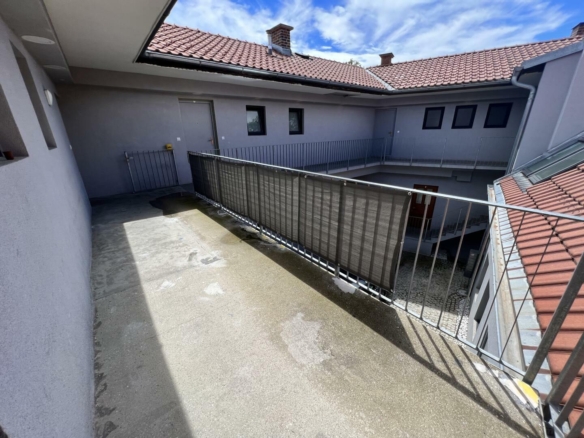 20220705_095620430_iOS