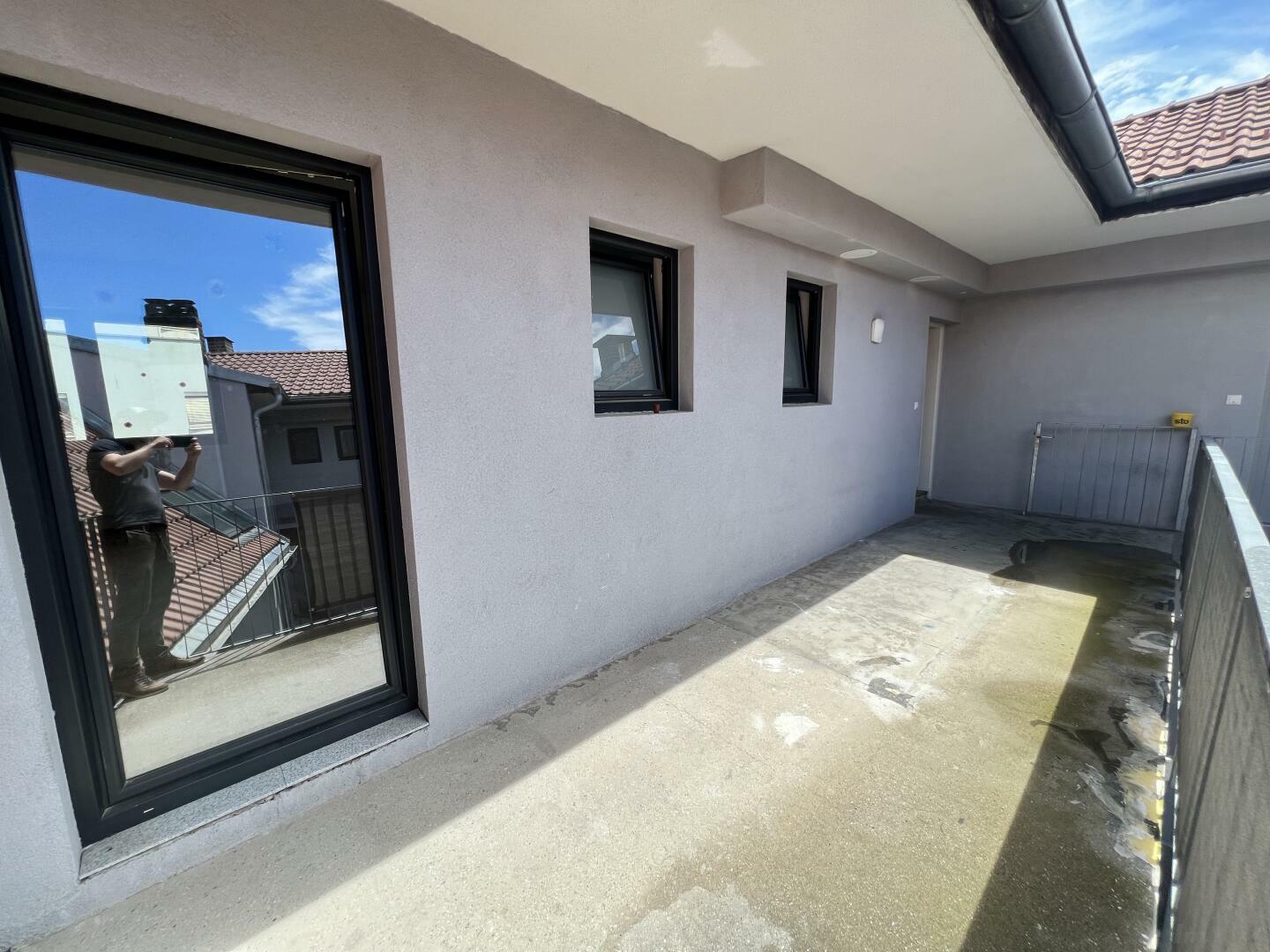 20220705_095626231_iOS