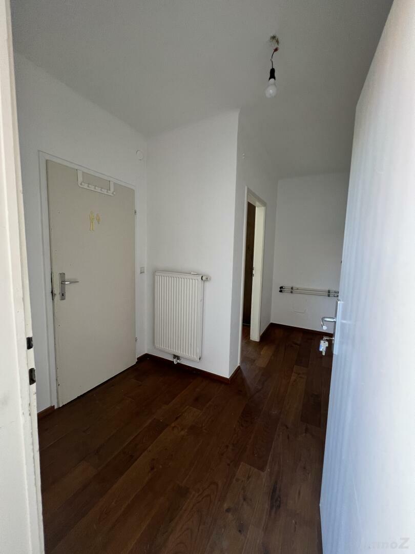 20220705_095634365_iOS