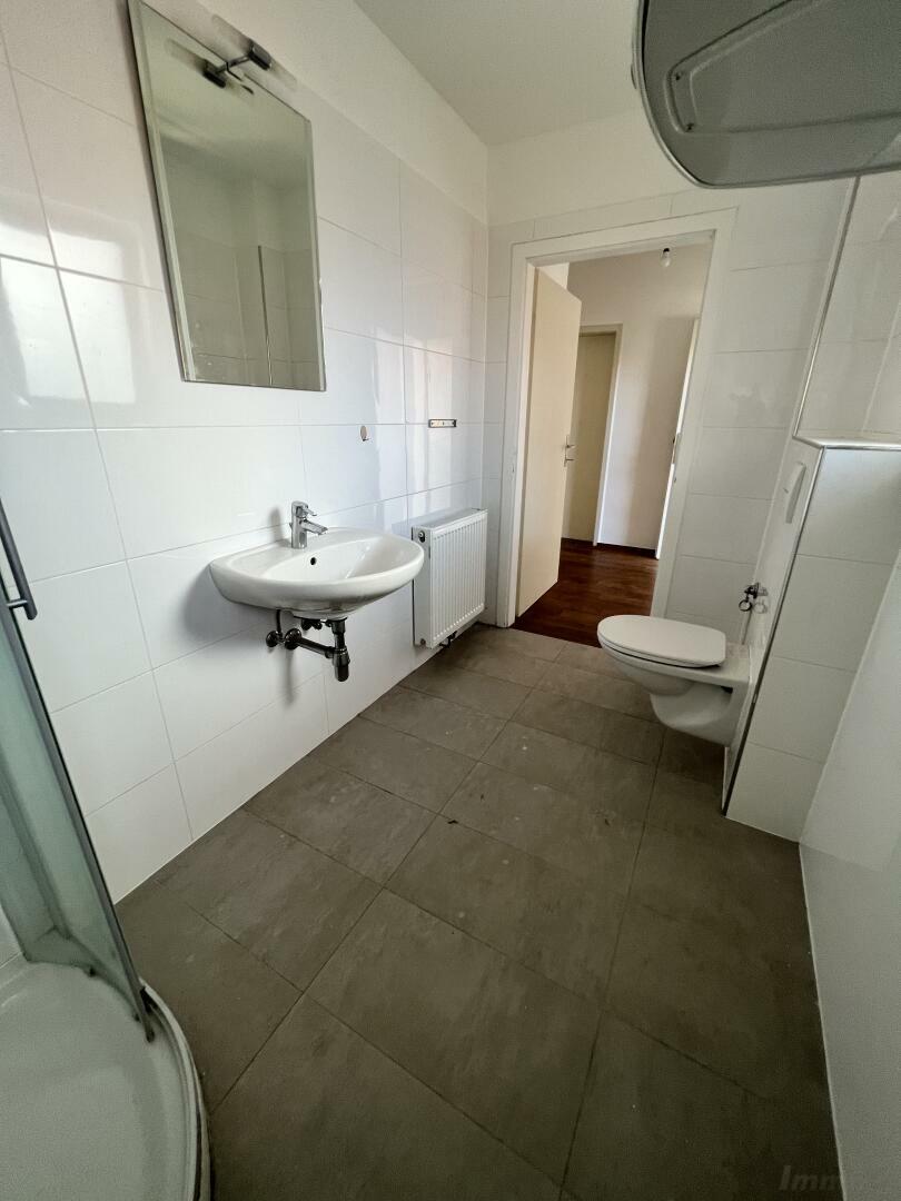 20220705_095800873_iOS