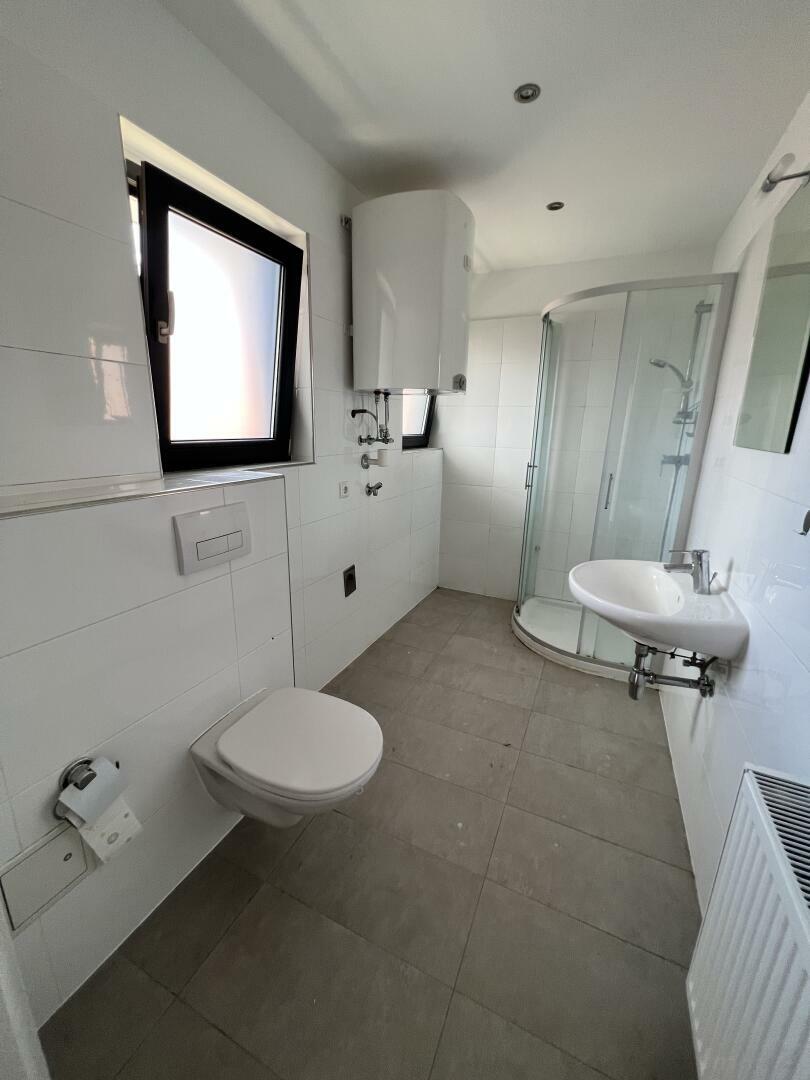 20220705_095751957_iOS