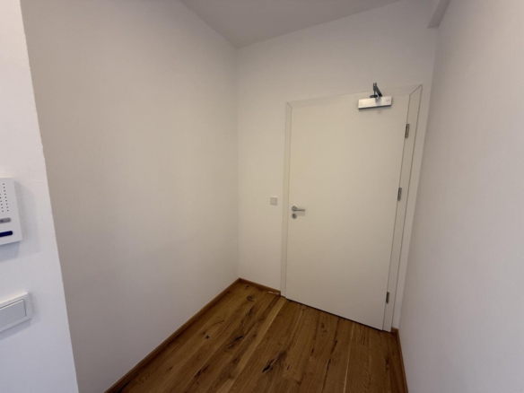 20250520_110500517_iOS