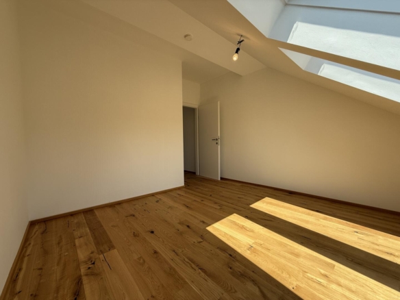 20250520_110728889_iOS