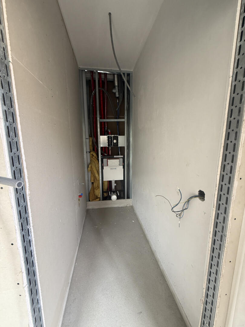 20250902_094727684_iOS