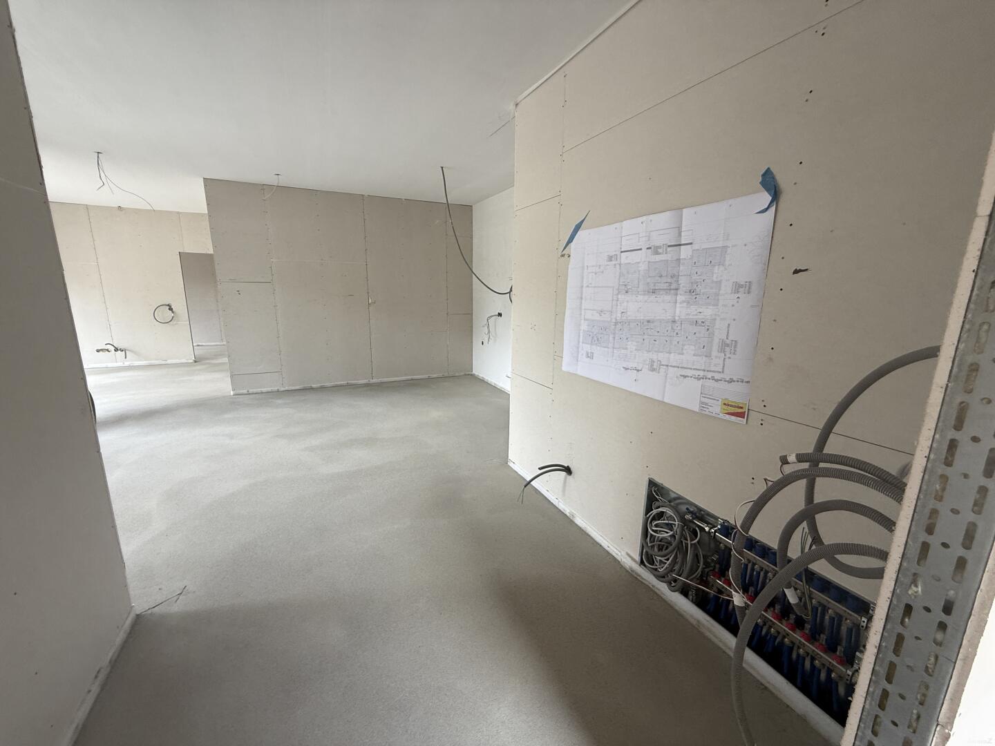 20250902_094734552_iOS