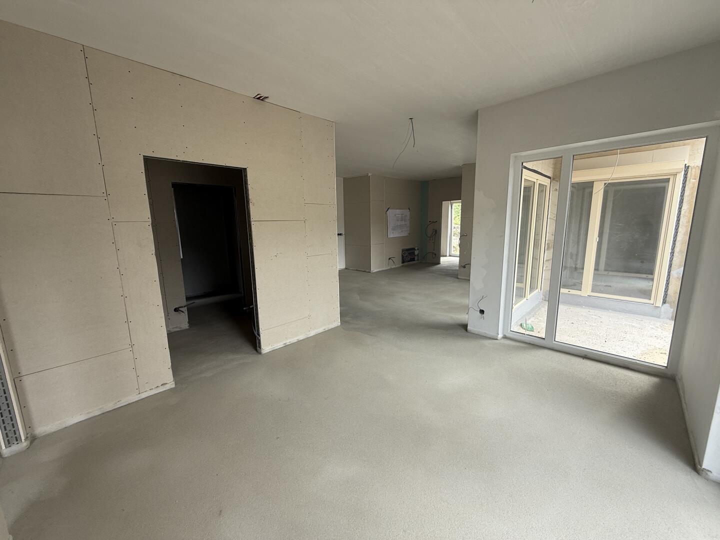 20250902_094822233_iOS