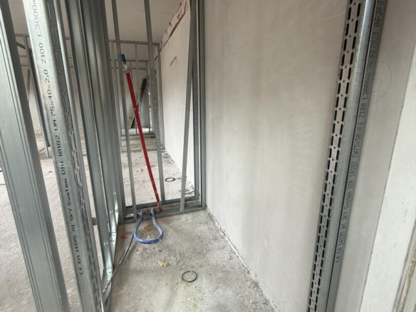 20250902_100133550_iOS