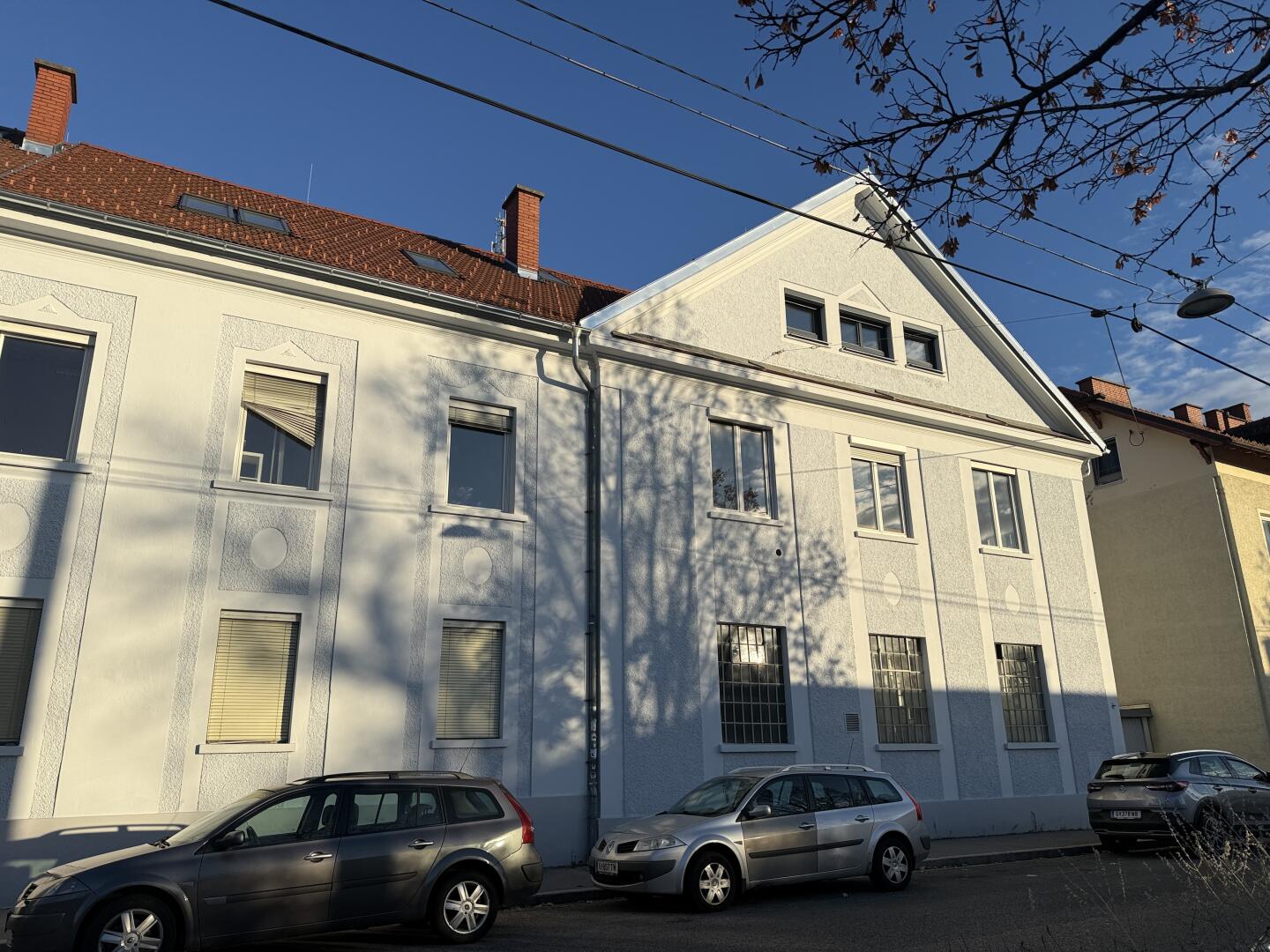 20251110_142511833_iOS