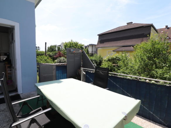 A 1.39 EG_Terrasse von Küche aus