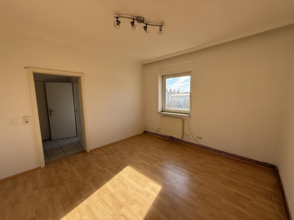 20251105_094729341_iOS