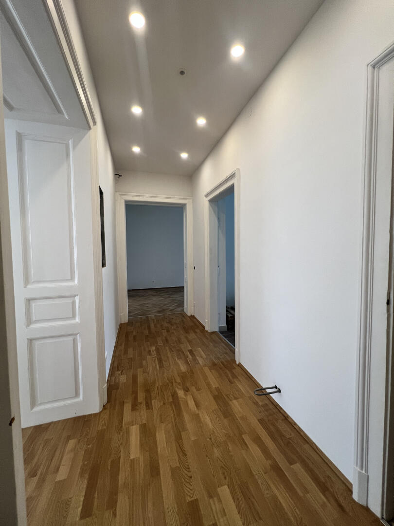 20240409_093840440_iOS