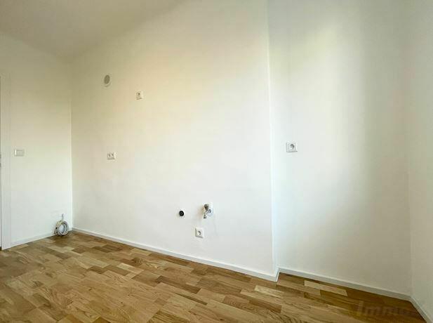 Zimmer mit Küchenanschlüssen