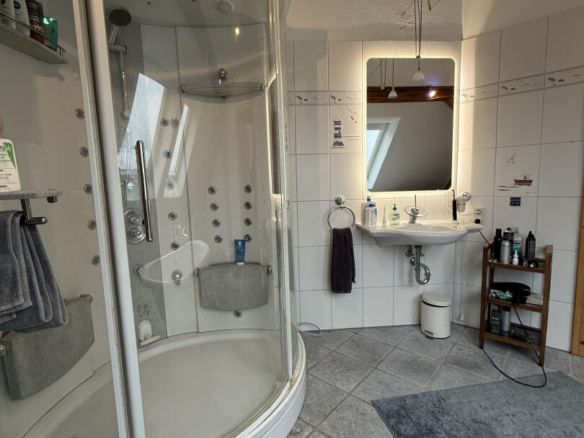 20250213_083016409_iOS