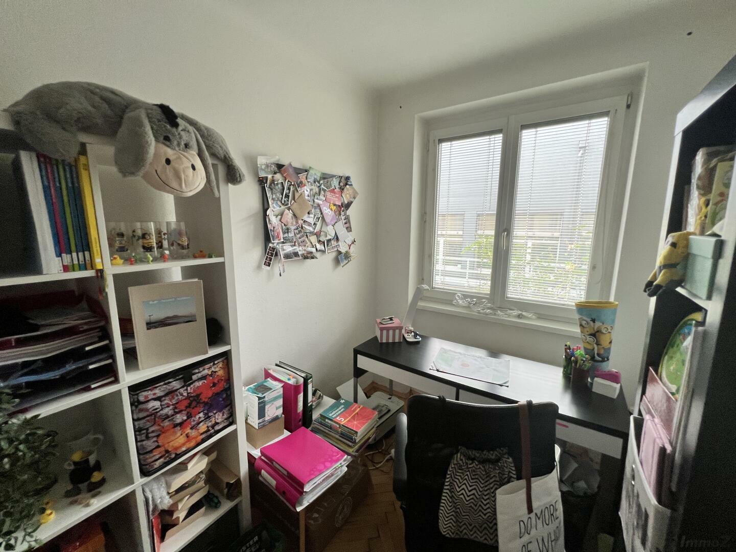 6A76DCC1-D40A-4B63-80CB-4591D282B329