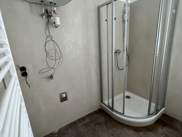 20240424_092112369_iOS