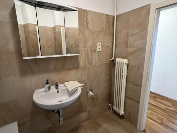 20241023_093218397_iOS