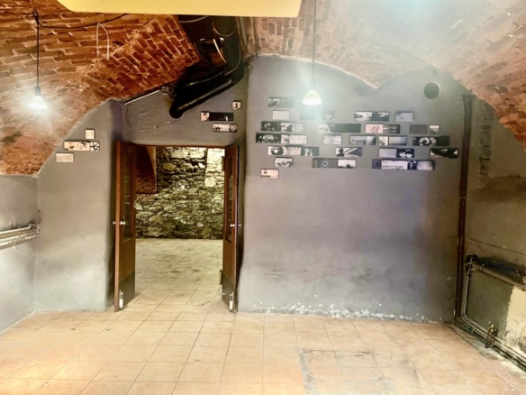 Zugang zum 2ten Raum