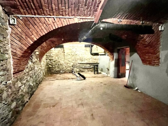 2 Barraum mit eigenem Zugang