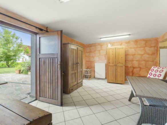 Gesellschaftsraum im KG