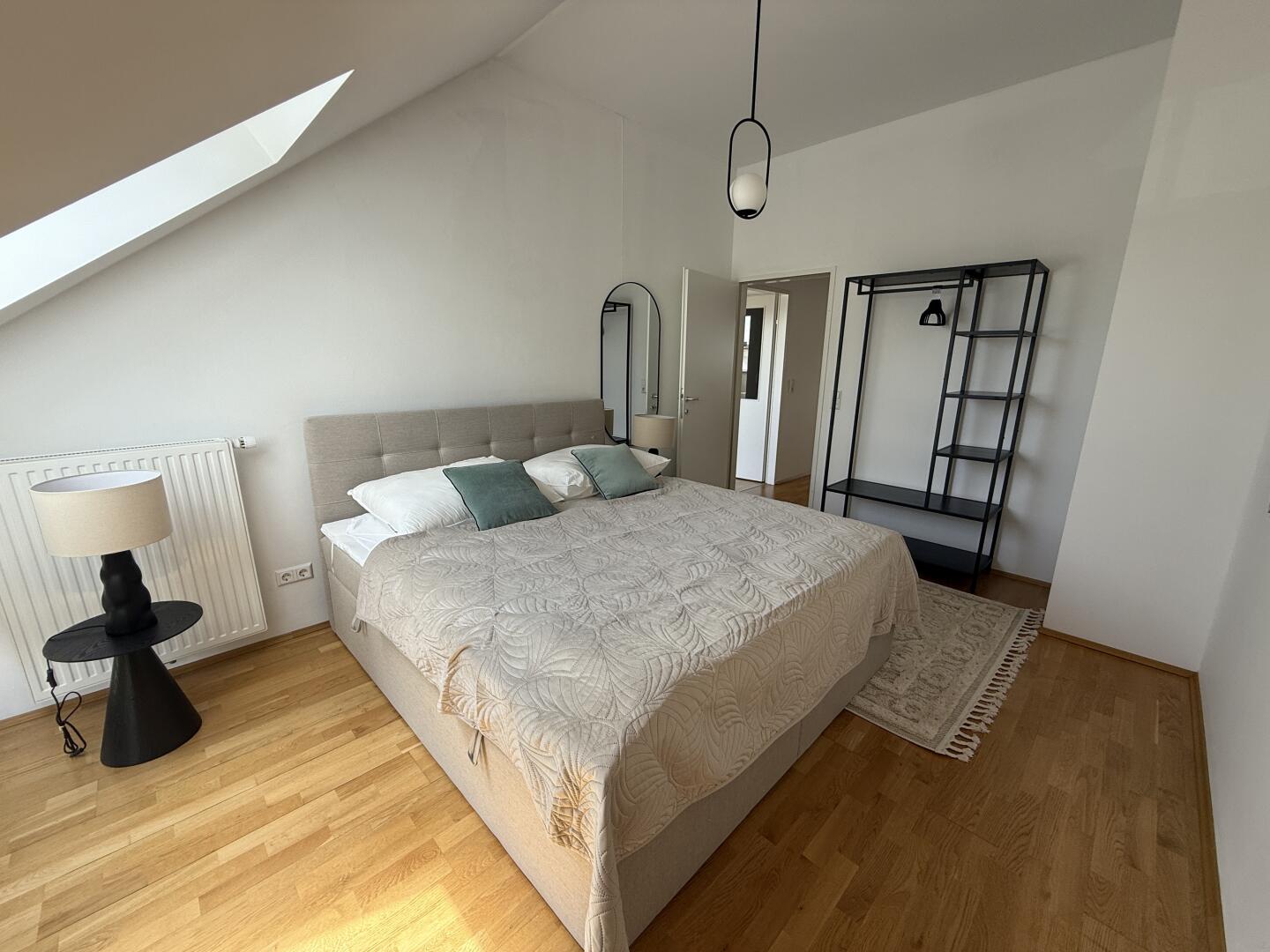 20250730_110533317_iOS