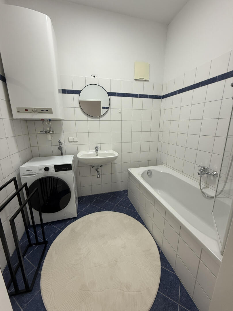 20250730_110555211_iOS