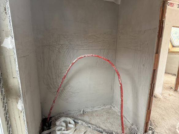 20250902_095423558_iOS