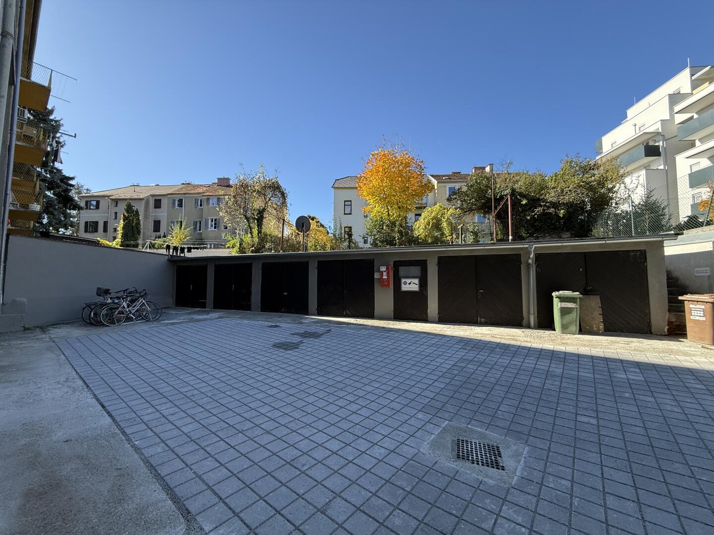 20251028_100404542_iOS