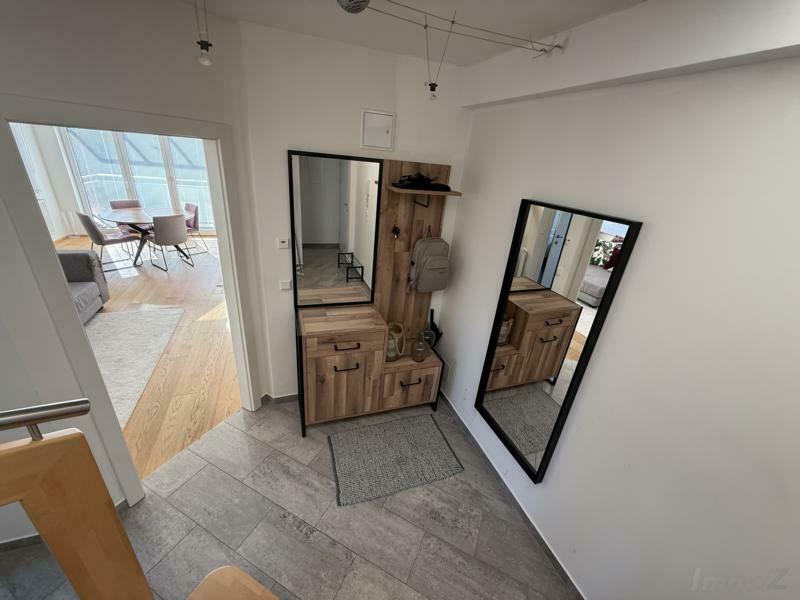 Blick von der Holztreppe