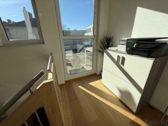 .. zur Dachterrasse ...