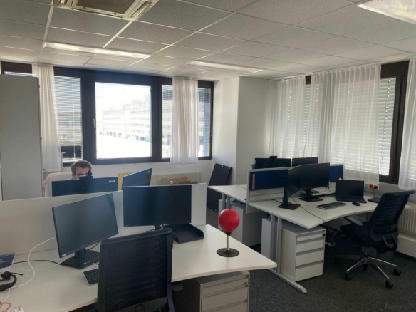Büro 1