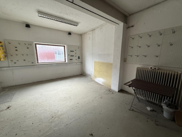 20251114_095913608_iOS