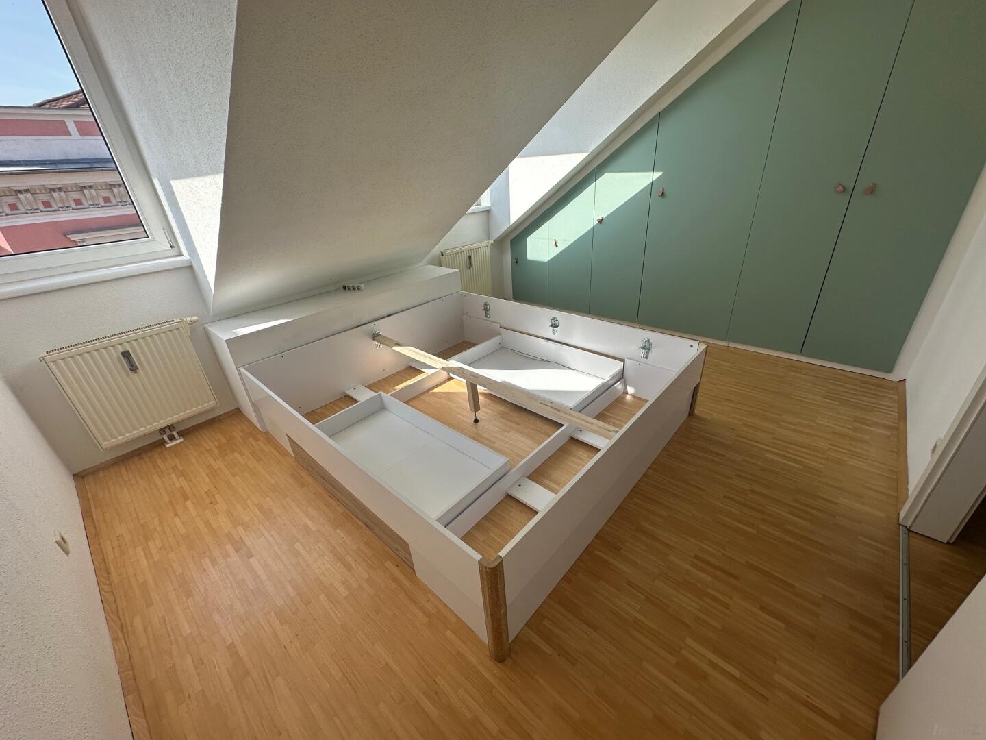 Schlafzimmer Ebene 1
