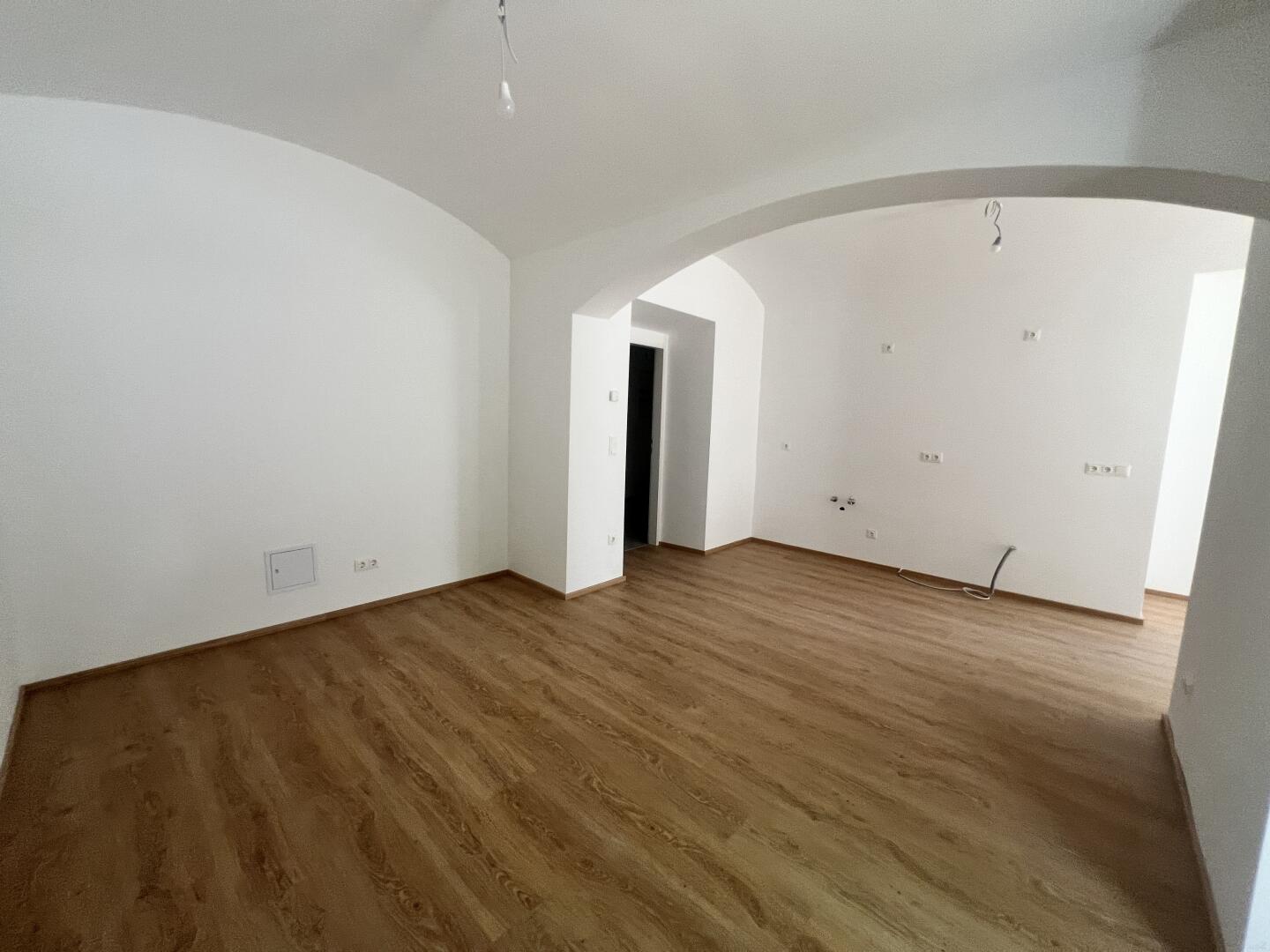 20240527_114930699_iOS