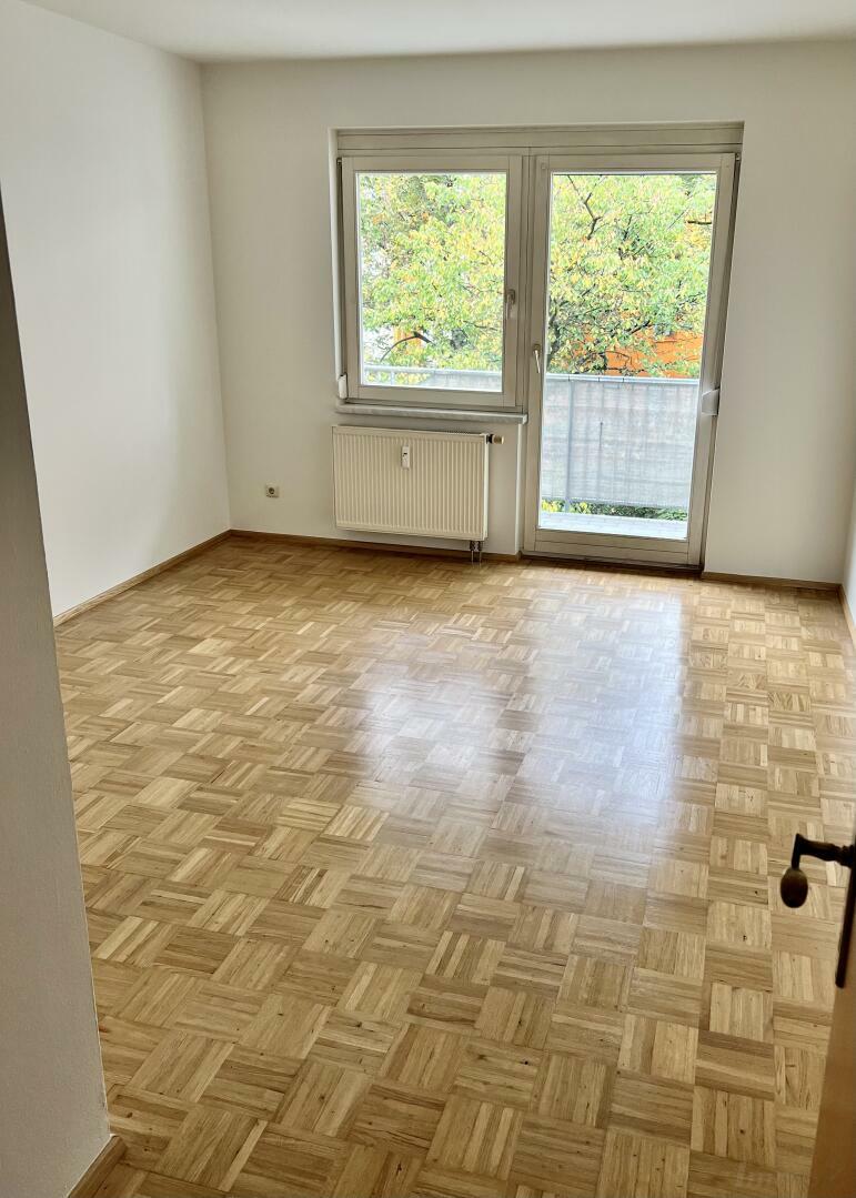 Schlafzimmer mit Balkon