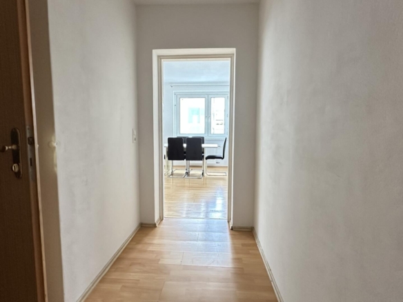 20251001_093428447_iOS