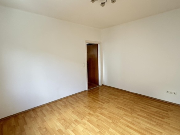 20251001_093652387_iOS