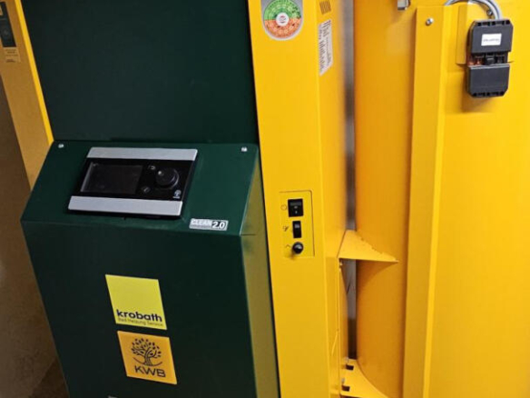 neuwertige Heizungsanlage