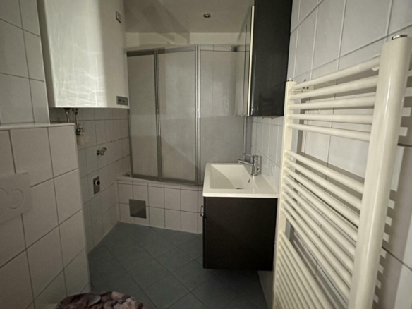 20251001_093302083_iOS